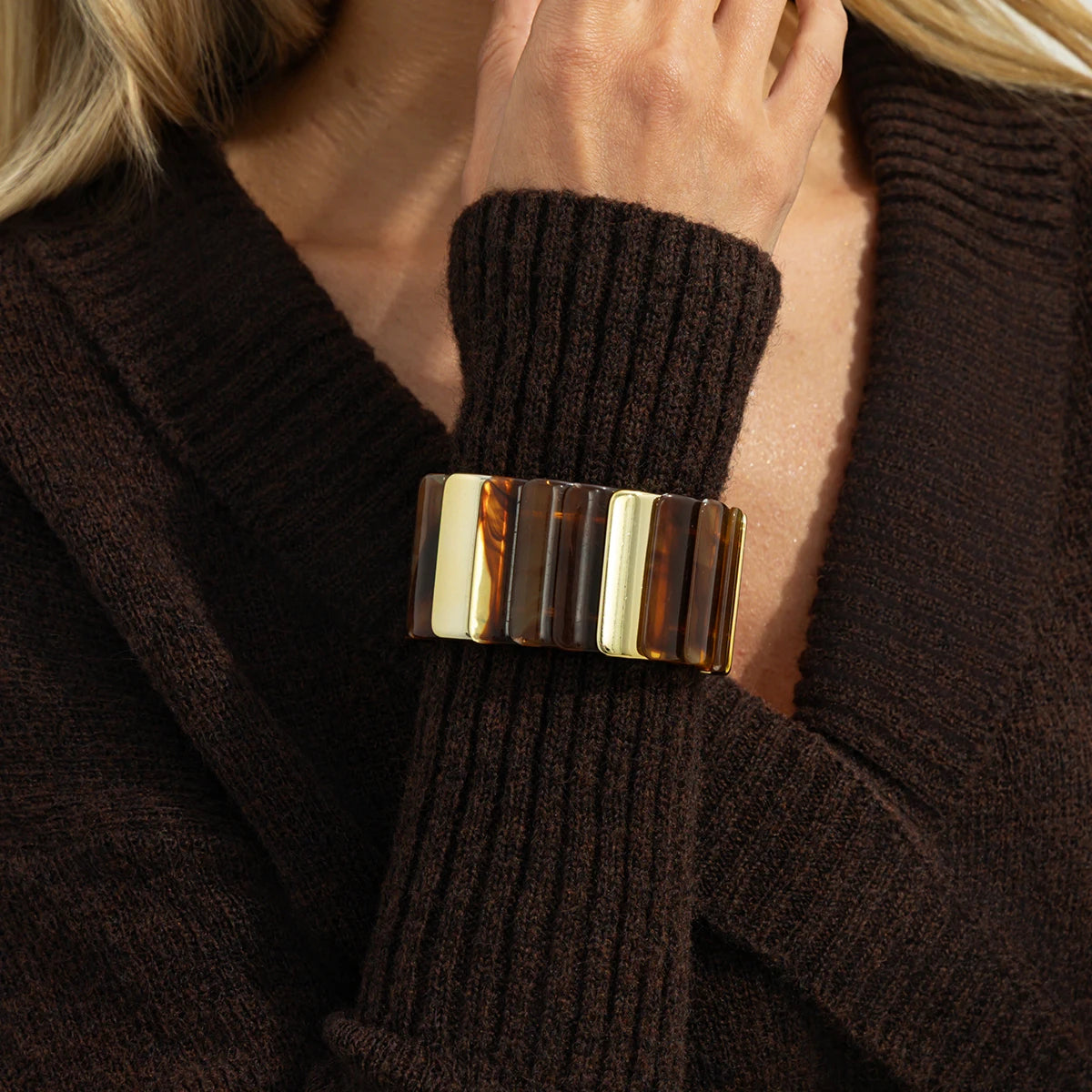 Salircon Vintage Acrylic Amber Elastic Geometric Bracelets Women Trendy Stretchy Resin Splice Cuff Bangles Couple Jewelry 2026