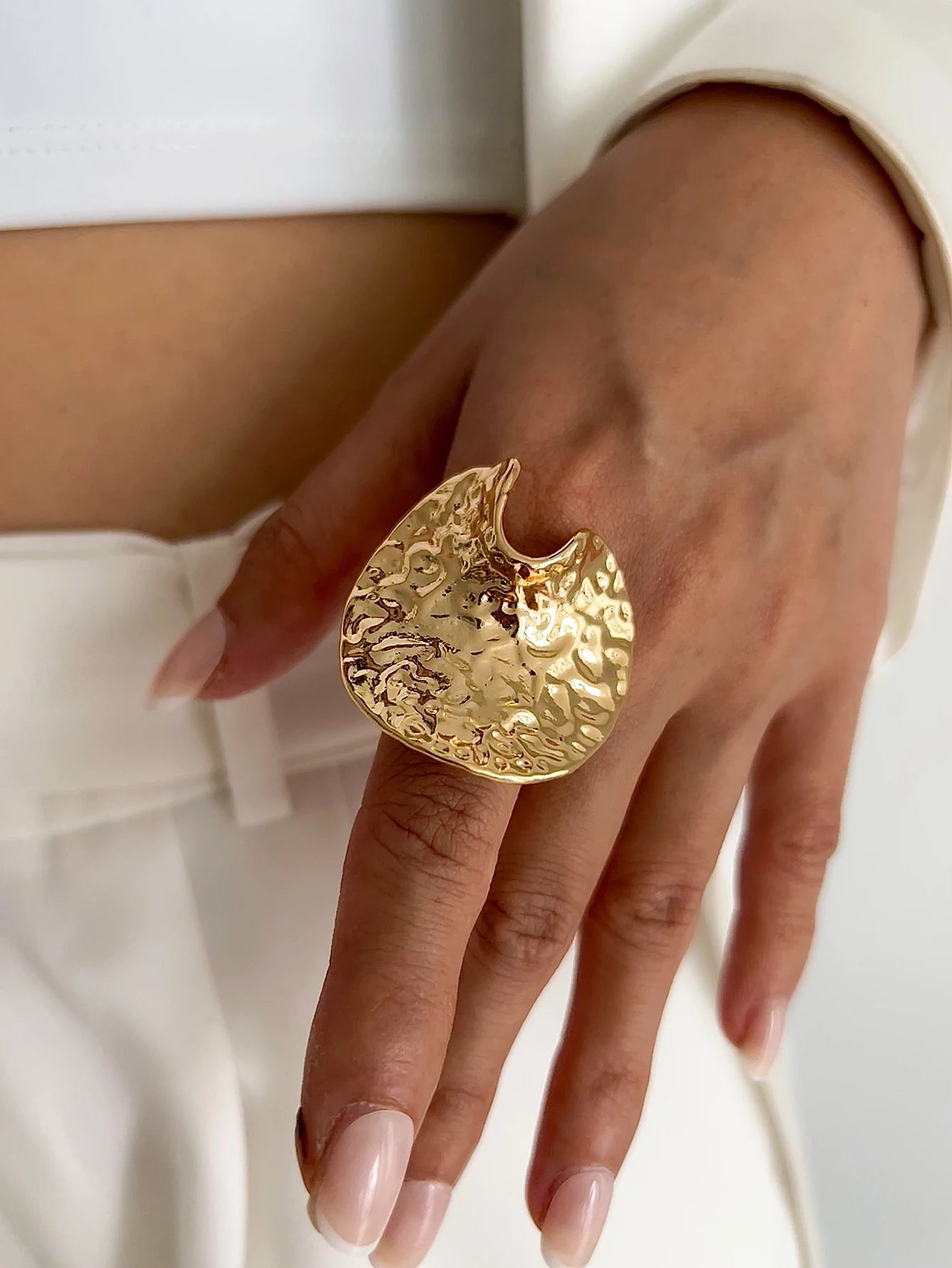 Salircon Vintage Exquisite Big Flower Butterfly Ring for Women Irregular Geometric Metal Finger Ring Female Jewelry Gift