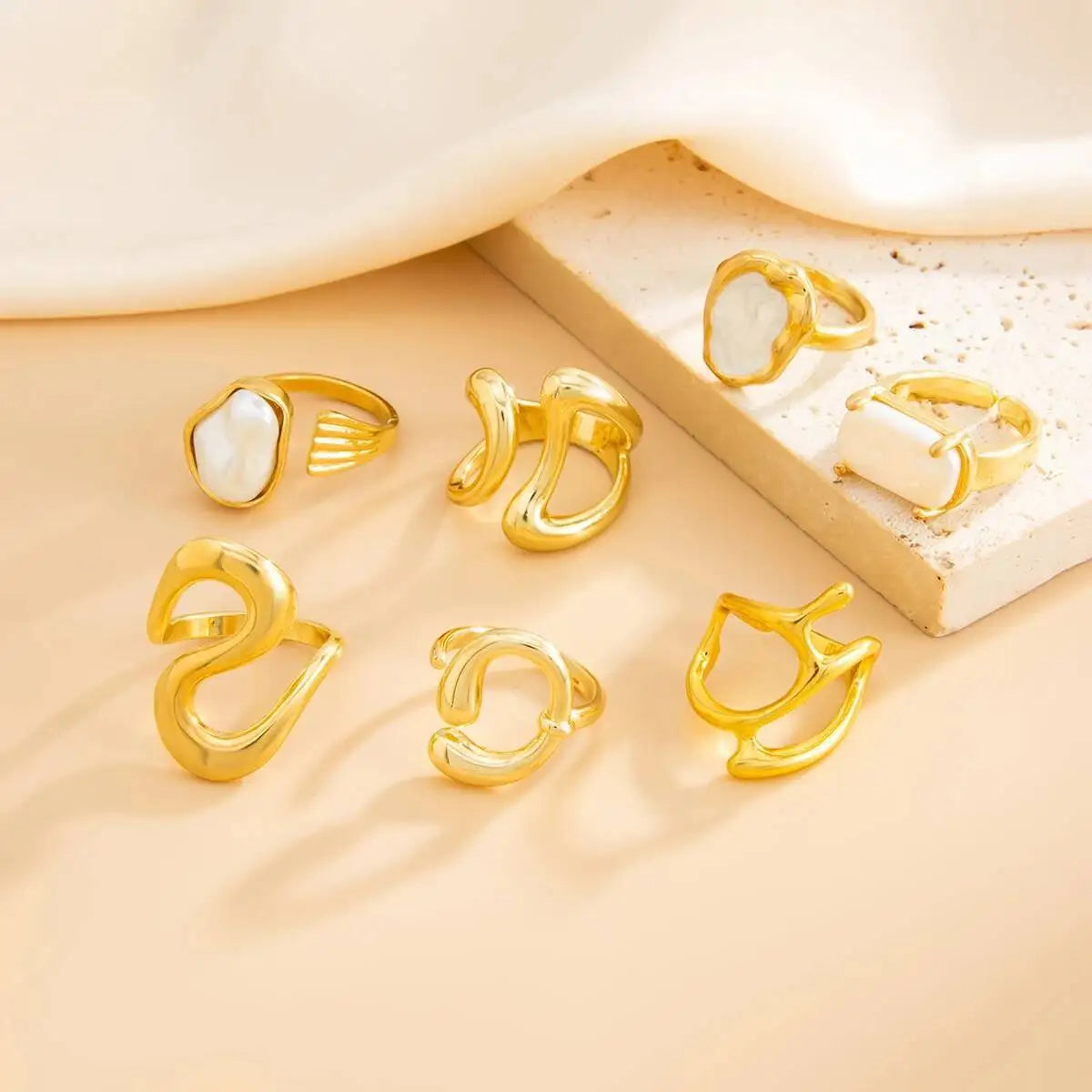 Salircon 7Pcs/set Punk Geometric Irregular Metal Open Rings for Women Trendy Exquisite Imitation Pearl Knuckle Ring Jewelry Gift