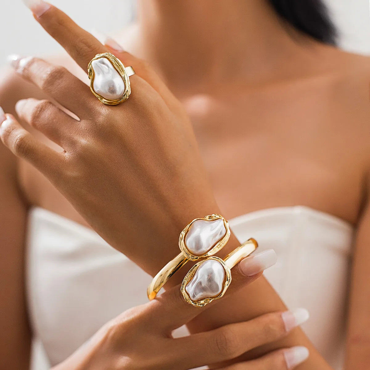 Salircon Elegant Luxury Imitation Pearl Collar Necklace Bangles Ring for Women Trend Opening Choker Bride Wedding Jewelry Set