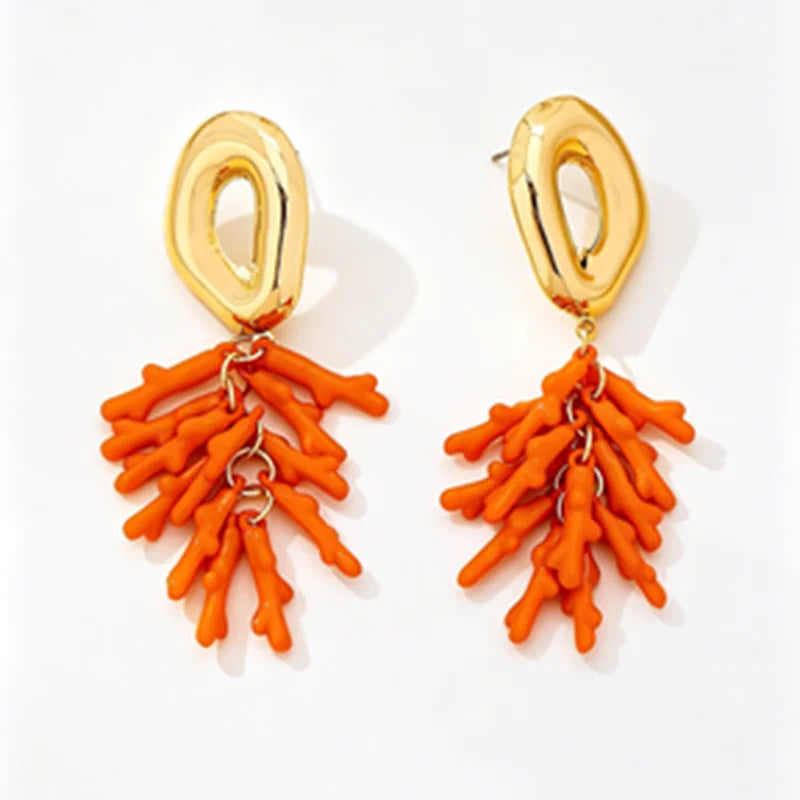 A Pair of Women's Fashionable Vertical Earrings with Ocean Vacation Elements and Coral Pendants, Suitable for Daily Wear, Vacations, and Gift-Giving