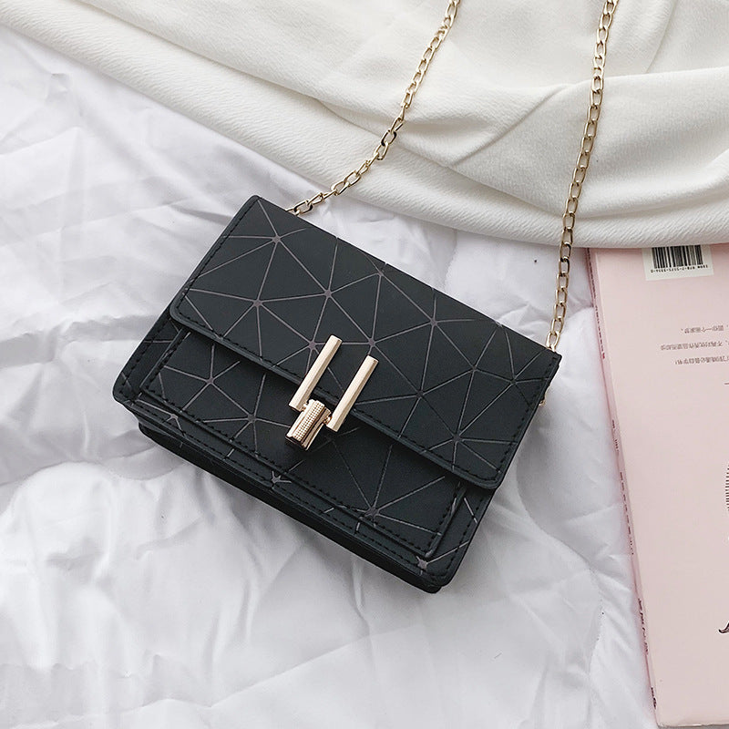 2020 New Women's Small Square Chain Shoulder Bag
