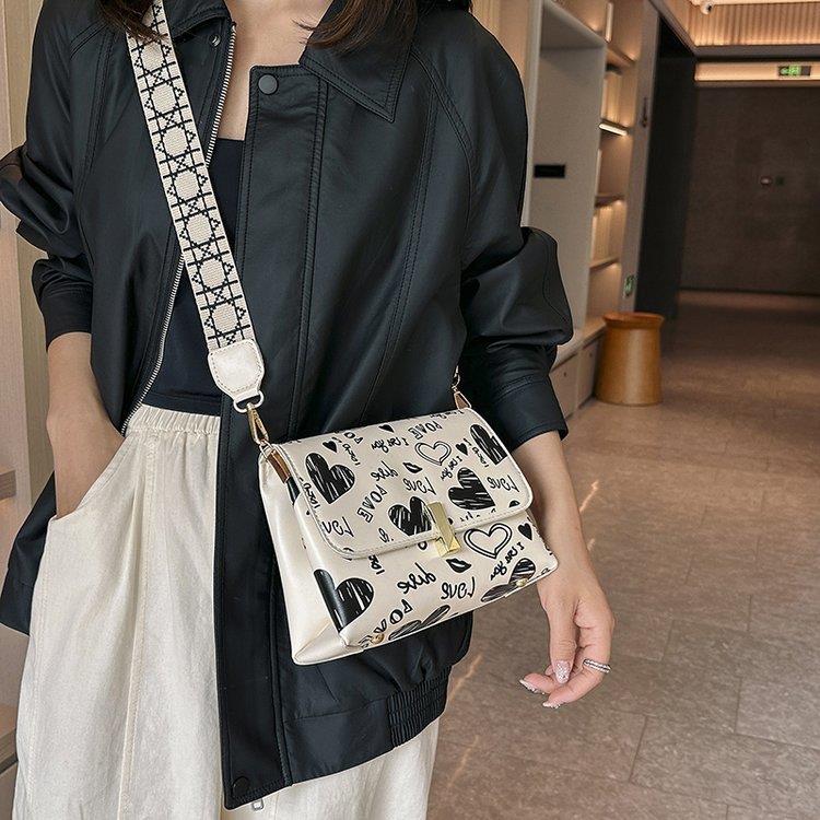 Fashionable Women's Graffiti Print Messenger Bag