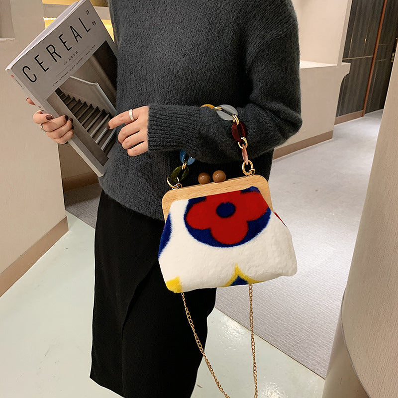 Fashion Women's Plush Messenger Bag with Thick Chain