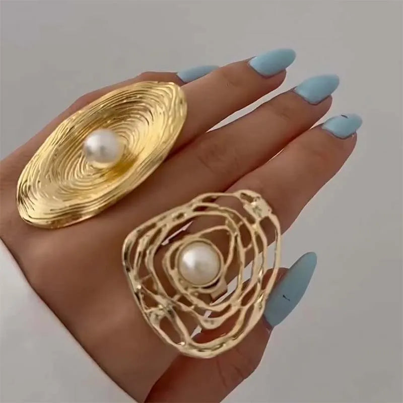 Exaggerated Metal Big Pearl Flower Rings for Women Retro Gold Color Irregular Geometric Circle Leaf Opening Finger Ring Jewelry