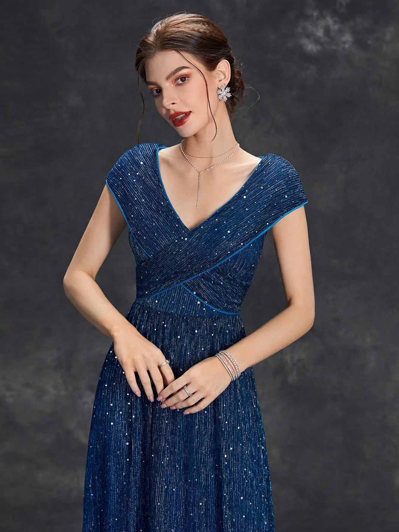 Mgiacy V-neck bag Rotator sleeve punch vertical strip mesh A full skirt Evening gown ball dress Party dress Bridesmaid dress