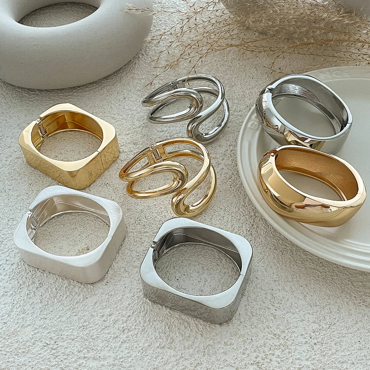 Salircon Trendy Simple Geometric Smooth Wide Spring Bangles for Women Double Layer Curved Metal Bracelet Ladies Party Jewelry