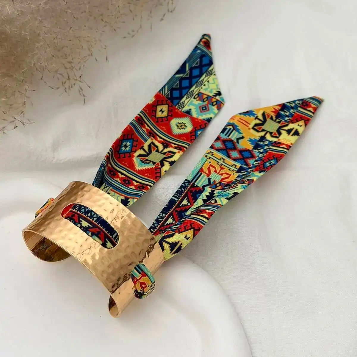 Salircon Creative Colorful Ethnic Style Wristband Metal Bracelet Women Classic Pleated Scarf Wrapped Open Bangles Jewelry 2026
