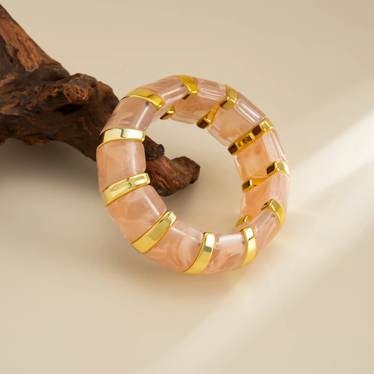 Salircon Vintage Acrylic Amber Elastic Geometric Bracelets Women Trendy Stretchy Resin Splice Cuff Bangles Couple Jewelry 2026
