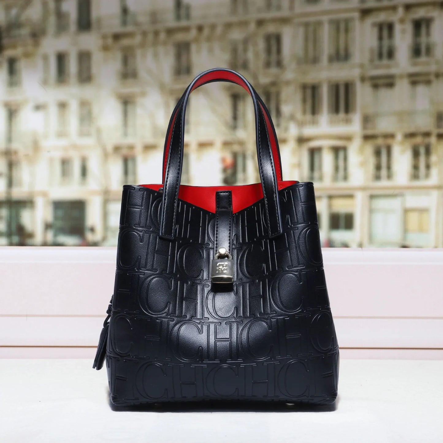 CH Large Capacity Handbag Luxury Brand Temperament Letter Print with Lock Design 2025 Trendy Women's Crossbody Bag