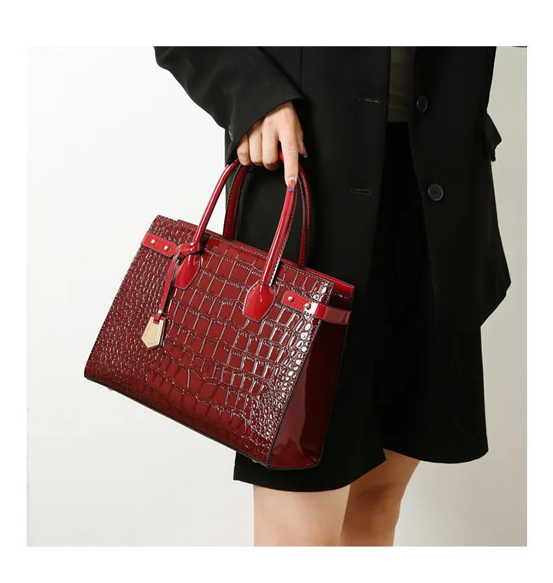 Retro Ladies Three-piece Set Mother-daughter Crossbody Bag Crocodile Pattern Texture Single-shoulder Hand-held Diagonal Bag