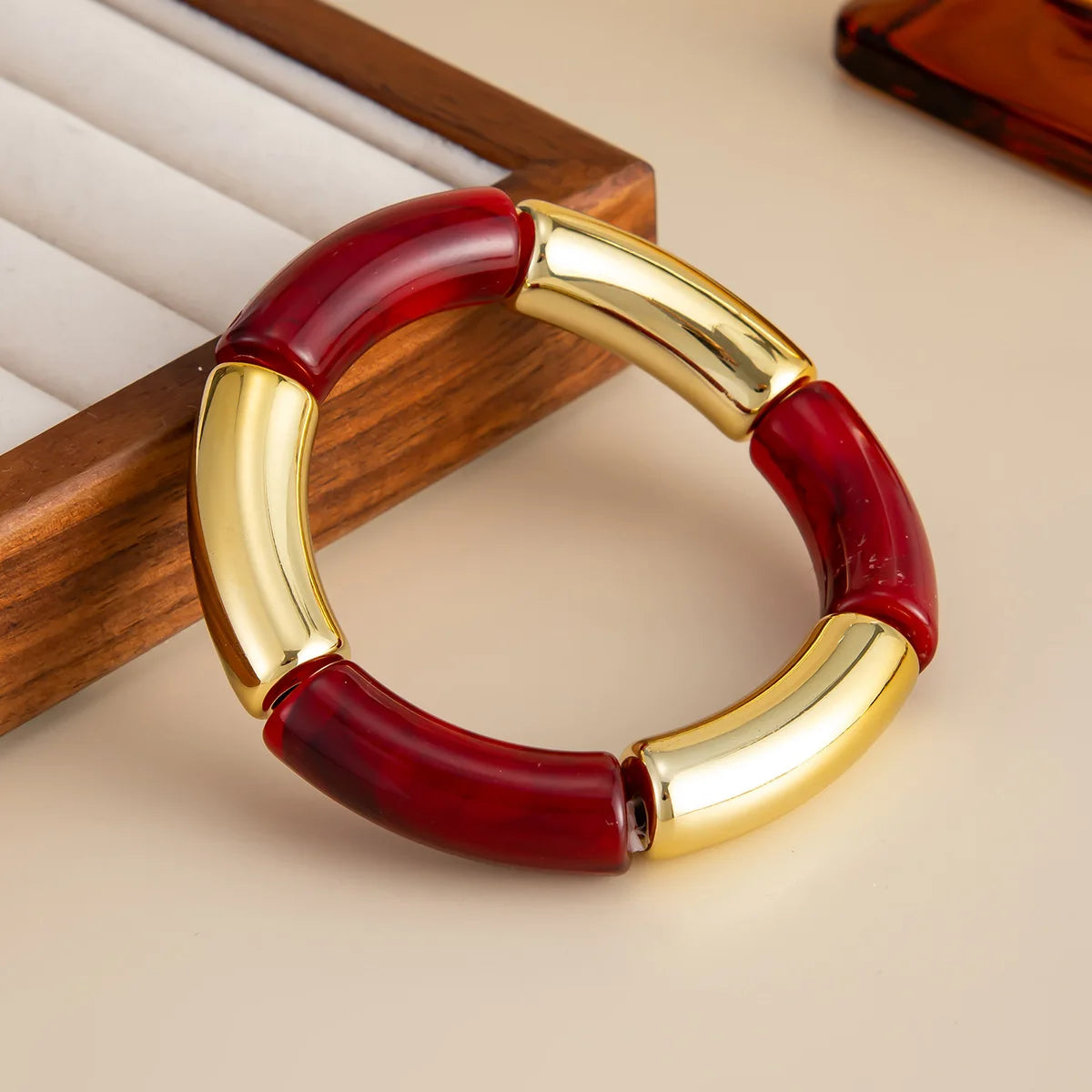 Salircon 6 Style Vintage Red Resin Acrylic Bracelets for Women Punk Splice Metal Tube Beaded Handmade Bangles Aesthetics Jewelry