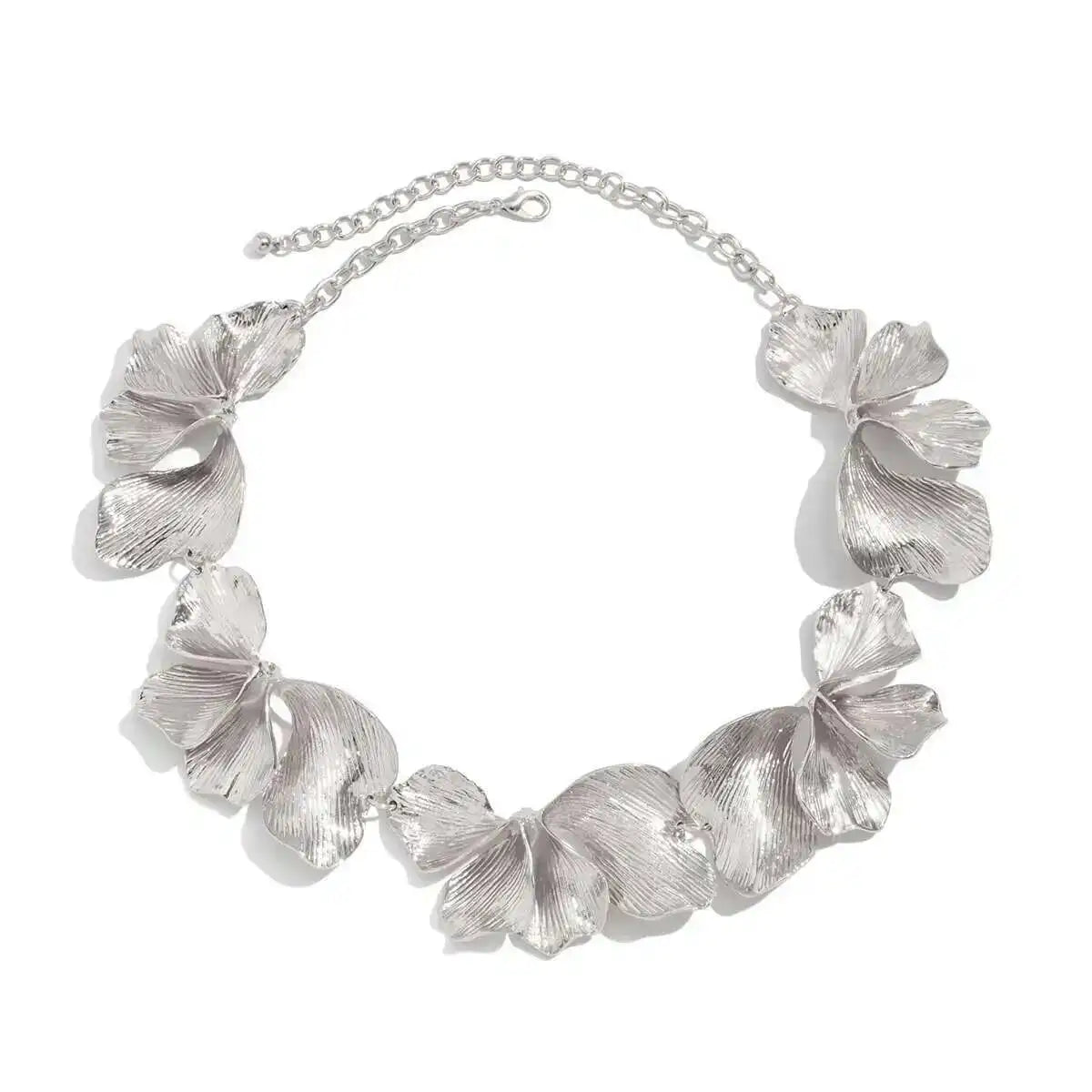 Salircon Vintage Design Irregular Metal Petal Flower Choker Necklace for Women Men Punk Creative Metal Clavicle Chain Jewelry