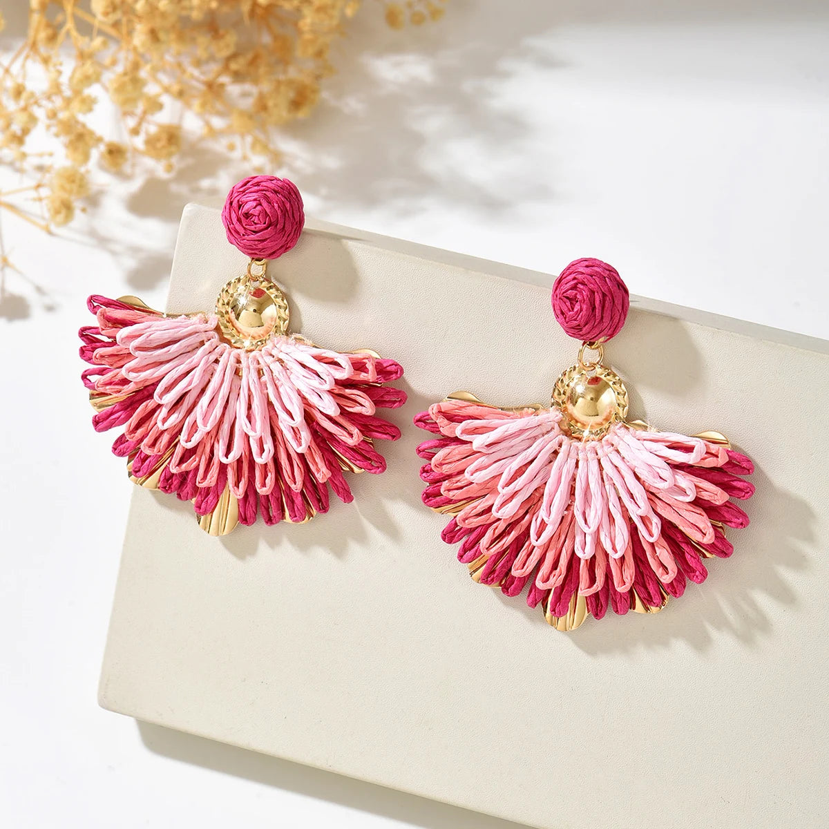 Women Handmade Colorful Straw Fan Fringe Earrings Raffia Ball Stud Gradient Tassel Dangling Earrings Bohemian Holiday Seaside Ac