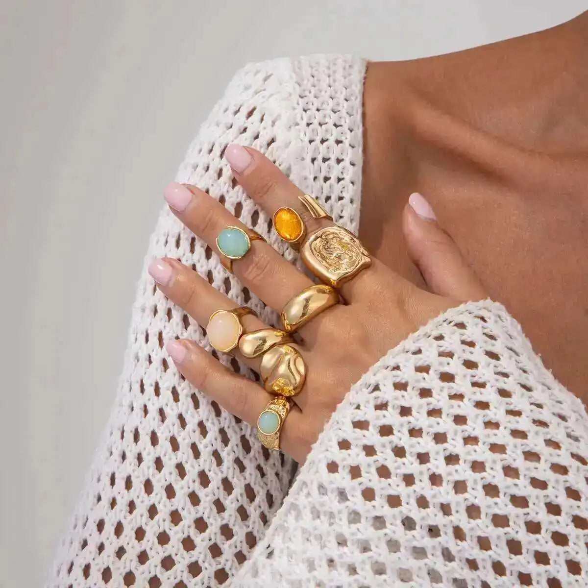 Salircon 7Pcs/Set Trendy Colorful Crystal Open Rings for Women Luxury Chunky Finger Rings Fashion Banquet Jewelry Accessories