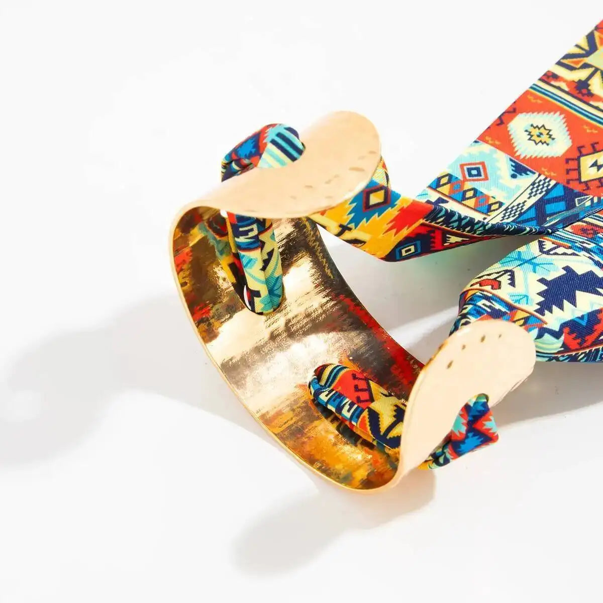 Salircon Creative Colorful Ethnic Style Wristband Metal Bracelet Women Classic Pleated Scarf Wrapped Open Bangles Jewelry 2026