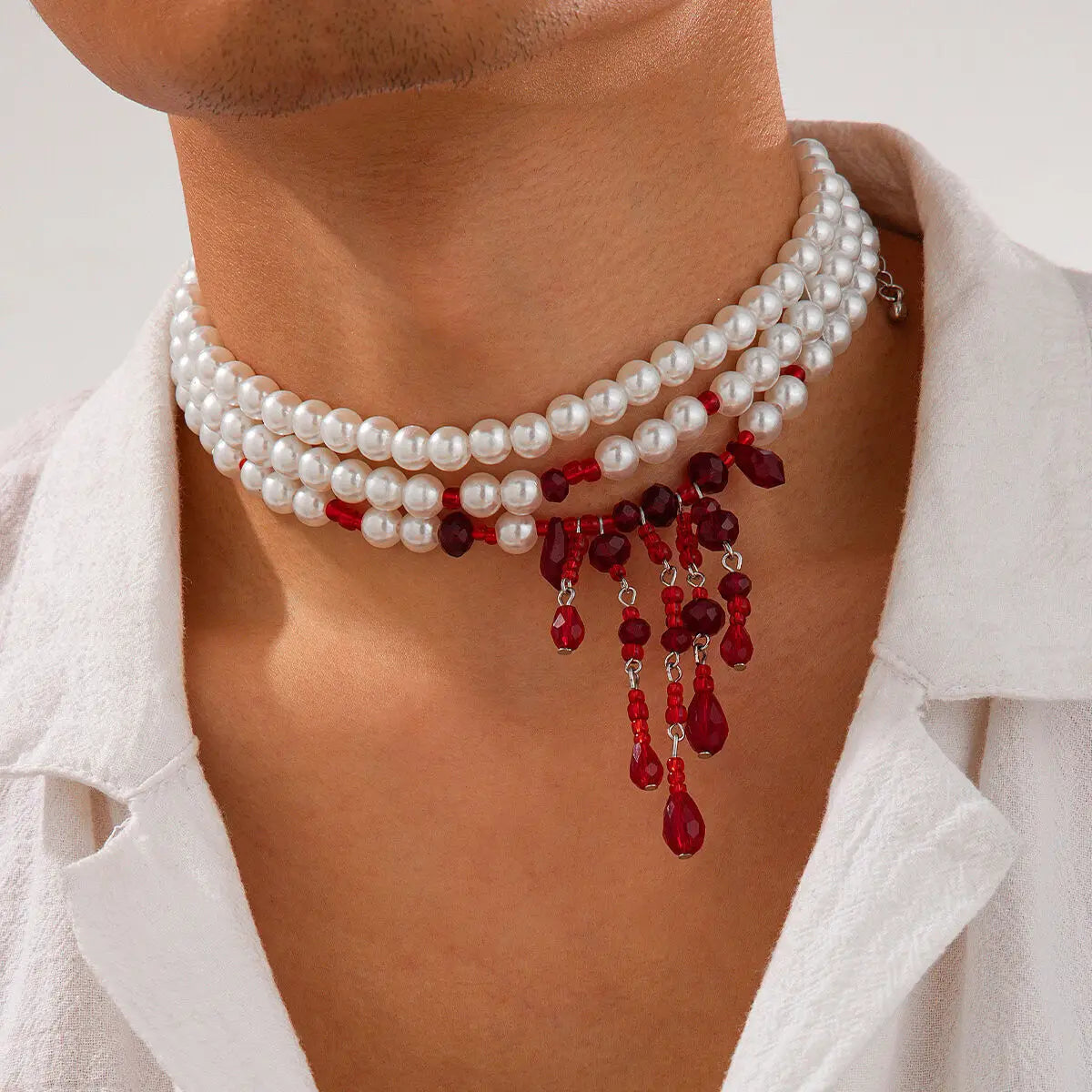 Salircon Dripping Blood Imitation Pearls Men Necklace Halloween Choker Gothic Style Pearls Creative Tassel Choker Necklace