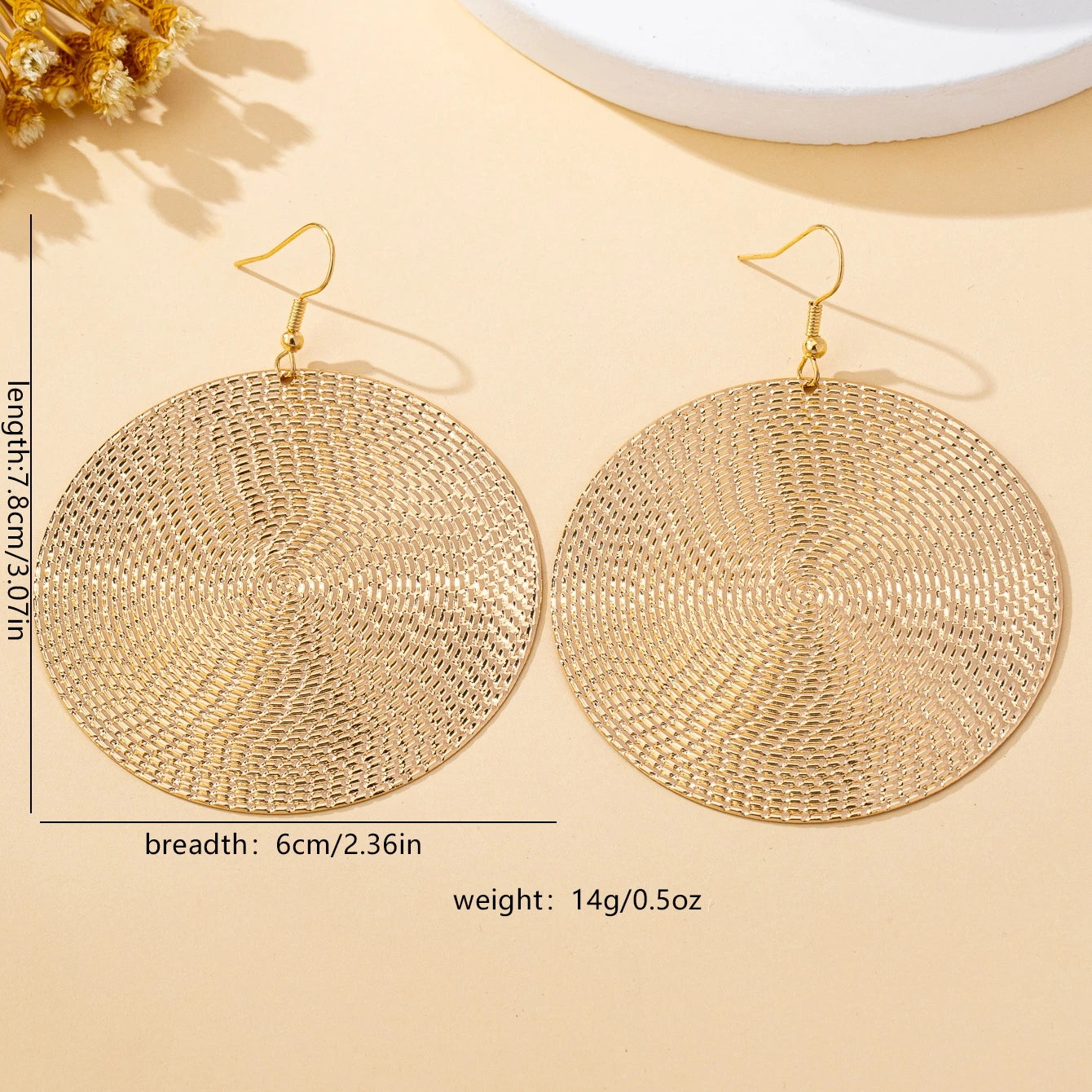 Women's Pendant Earrings, Metal Geometric Exaggerated Round Earrings, Suitable for Daily Wear and Vacation Wear