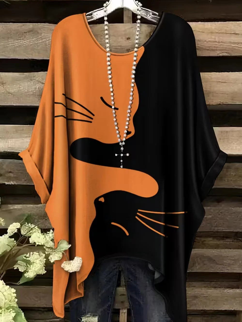 Retro Women's T Shirt Anime Cat Graphic Girl Clothes Summer O-Neck Short Sleeve Tees Female Harajuku Streetwear Oversized Blouse