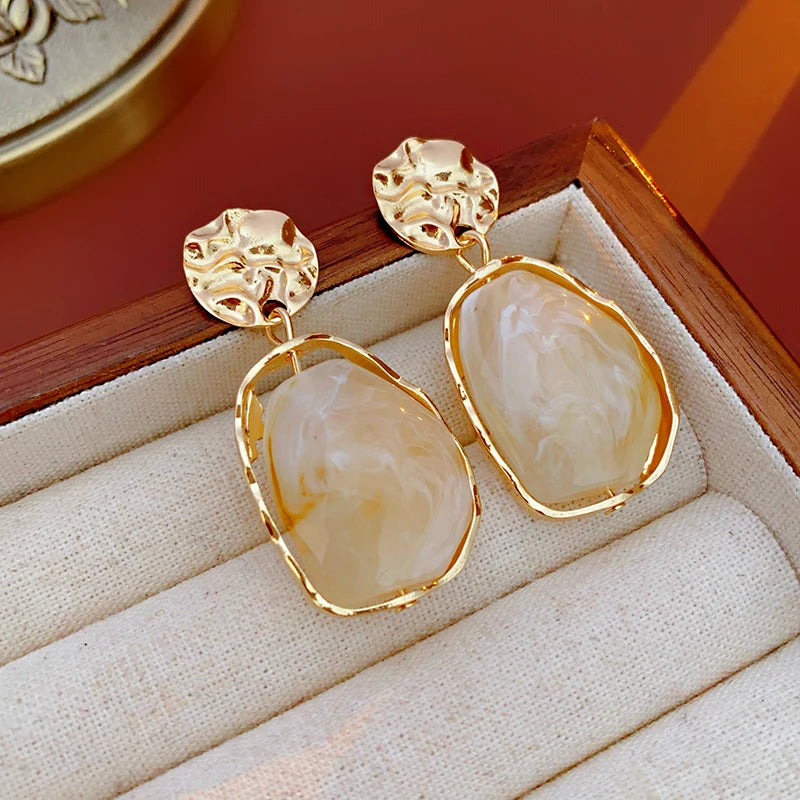 Retro Geometric Resin Drop Earings For Women Water Drop Pendant Earrings for Banquet Party Female Ear Jewelry Gift