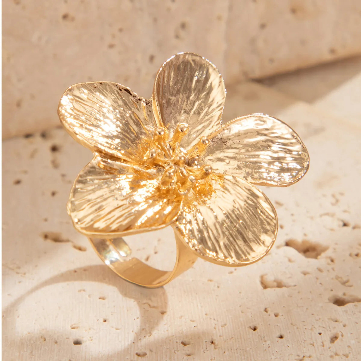 Salircon Vintage Ethnic Sun Pattern Flower Petal Rings Women Elegant Small Ball Imitation Pearl Finger Adjustable Ring Jewelry