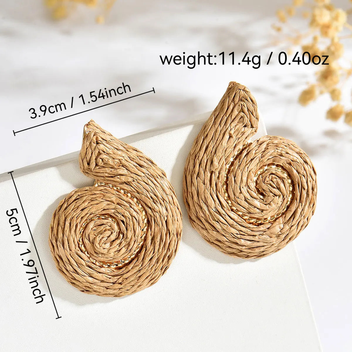 Women Handmade Woven Straw Snail Earrings Multicolor Spiral Conch Raffia Stud Earrings Bohemian Ocean Holiday Accessories
