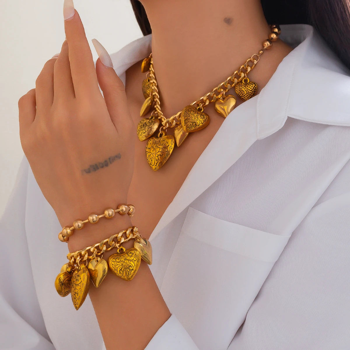 Salircon Vintage Aesthetics Exquisite Chubby Heart Pendant Choker Necklace Bracelets for Women Charm Fashion Jewelry Sets