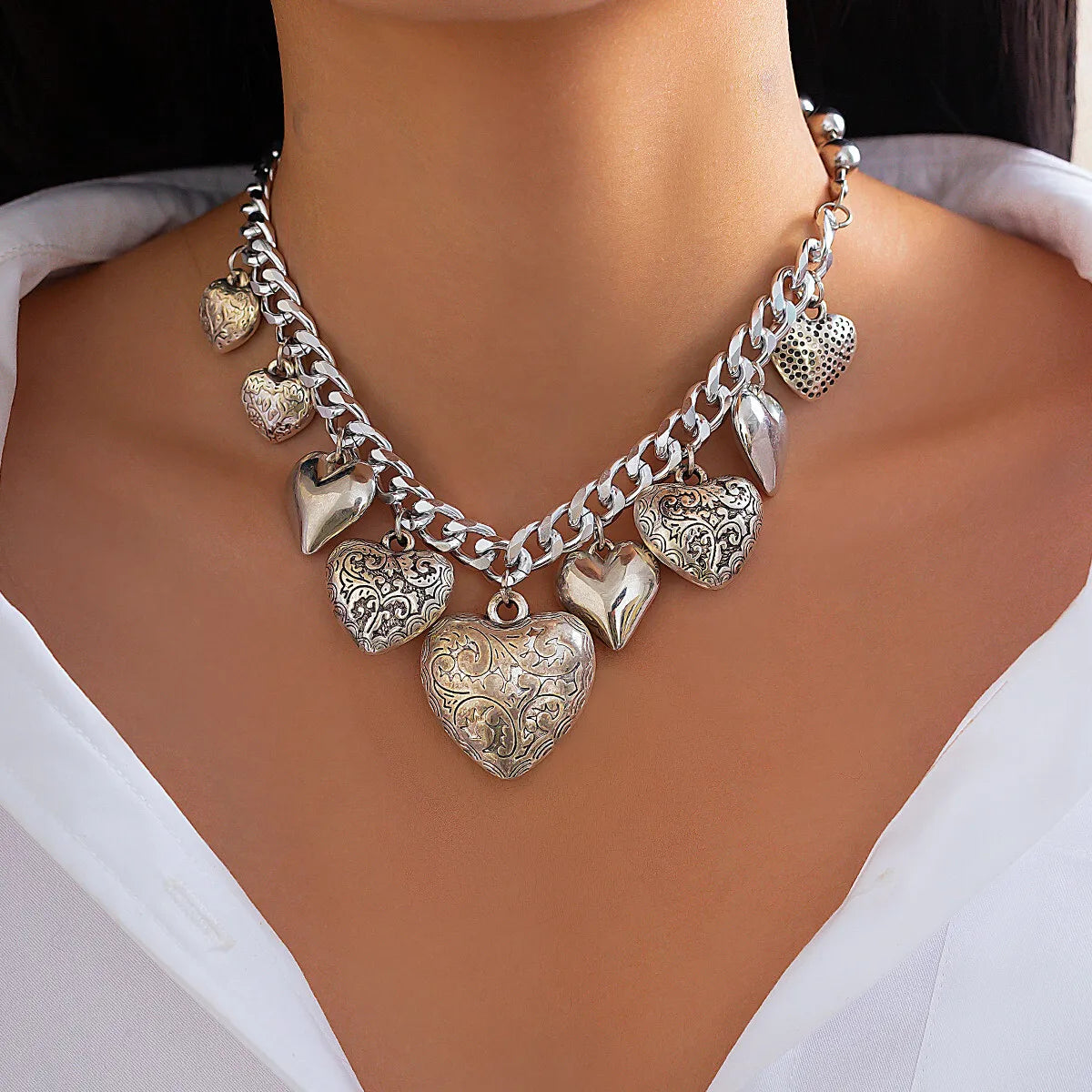 Salircon Vintage Aesthetics Exquisite Chubby Heart Pendant Choker Necklace Bracelets for Women Charm Fashion Jewelry Sets