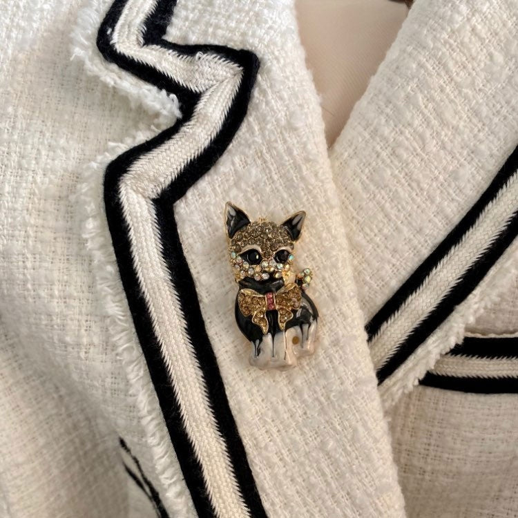 Cute Luxury Enamel Cat Brooches for Women Fashion Rhinestone Elegant Kitty Brooch Pin Crystal Animal Pins Jewelry Accessories