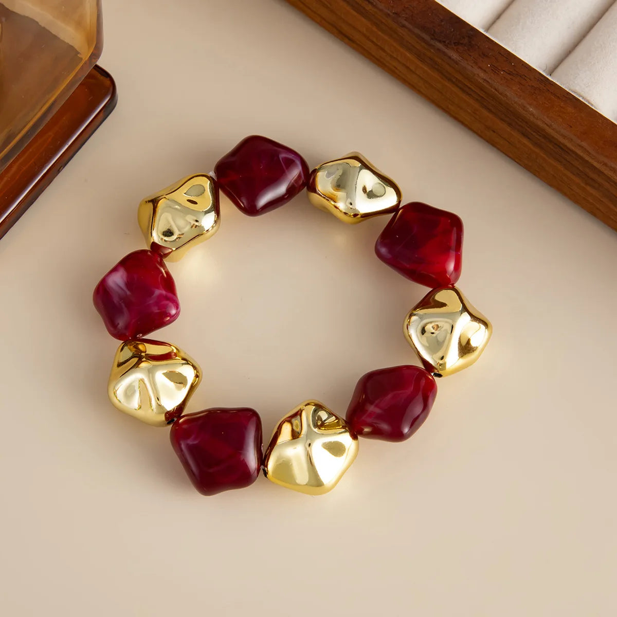 Salircon 6 Style Vintage Red Resin Acrylic Bracelets for Women Punk Splice Metal Tube Beaded Handmade Bangles Aesthetics Jewelry