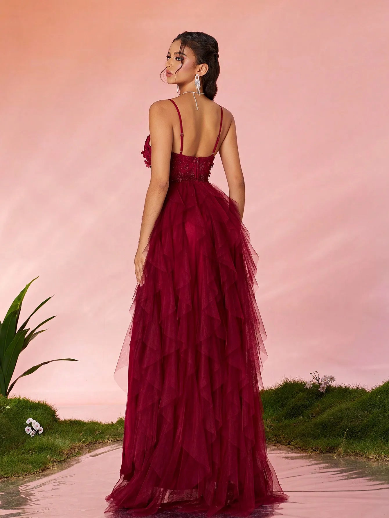 V-neck sexy three-dimensional embroidery bar, spliced three-dimensional mesh lotus leaf dress, big split long dress