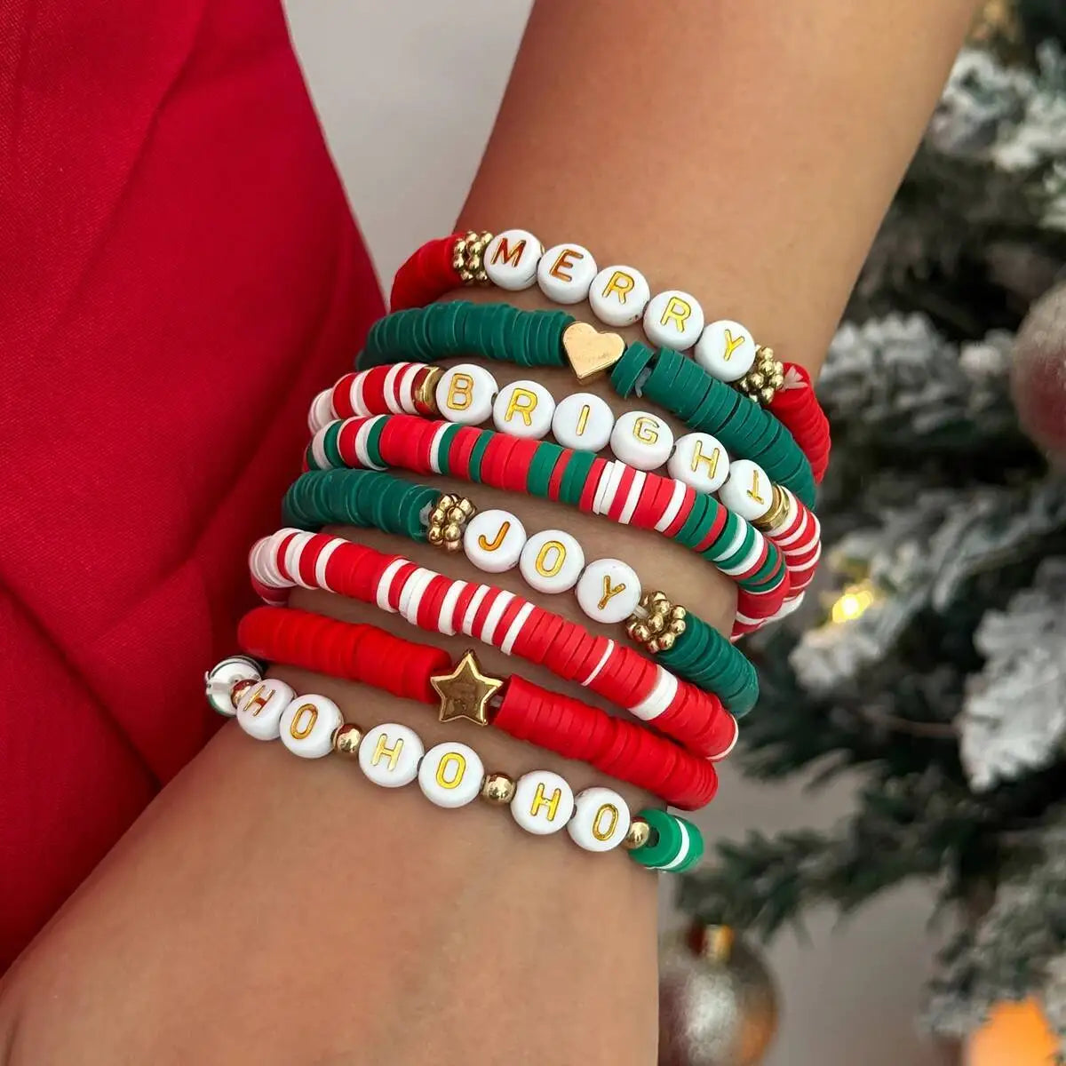 Salircon 8 Pcs Y2K Christmas Series Polymer Clay Bead Adjustable Bangles Women New Year Elastic Stackable Bracelets Jewelry Gift