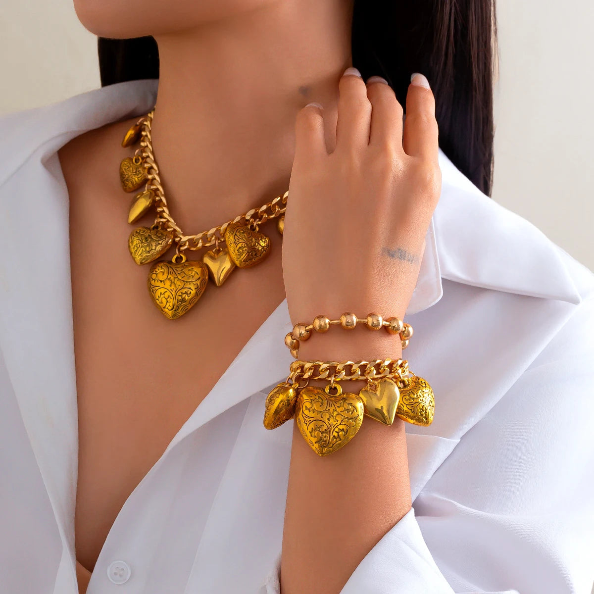 Salircon Vintage Aesthetics Exquisite Chubby Heart Pendant Choker Necklace Bracelets for Women Charm Fashion Jewelry Sets