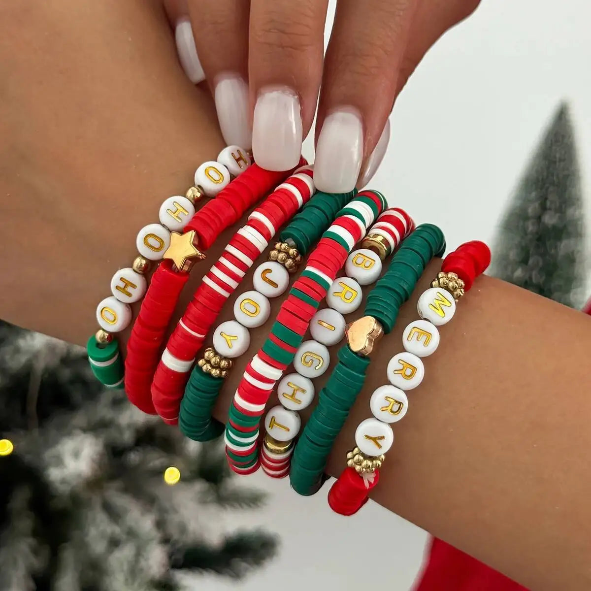 Salircon 8 Pcs Y2K Christmas Series Polymer Clay Bead Adjustable Bangles Women New Year Elastic Stackable Bracelets Jewelry Gift
