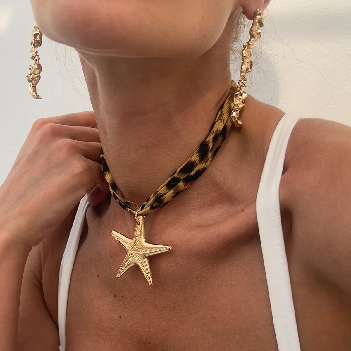 KunJoe 7 Styles Metal Starfish Conch Heart Pendant Necklace Women Leopard Pattern Soft Cotton Velvet Short Choker Neck Chain