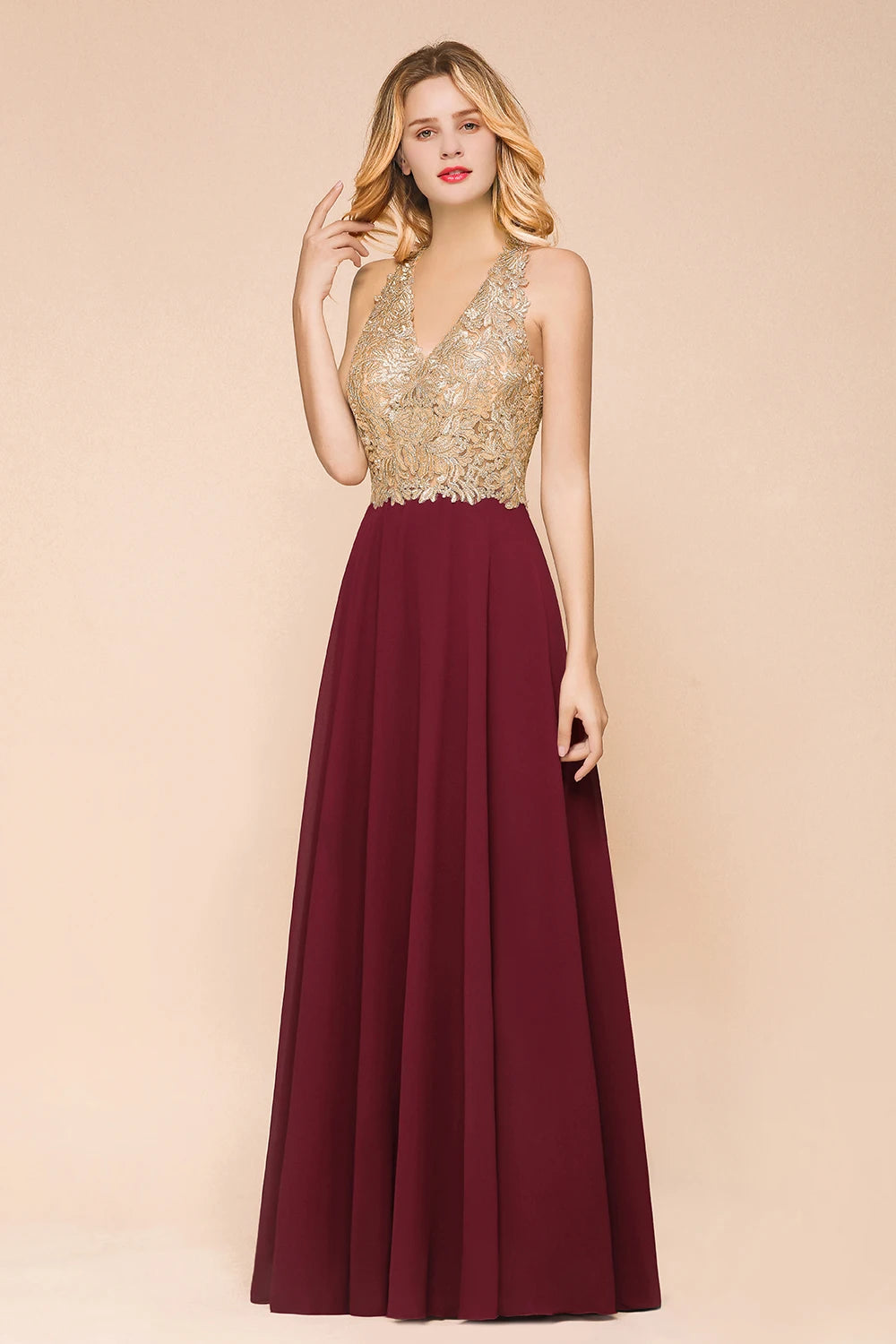 Charming V-Neck Sleelvess Bridesmaid Dress A Line Sparking Gold Appqulies Prom Formal Dresses Chiffon Gown Wedding Party Evening