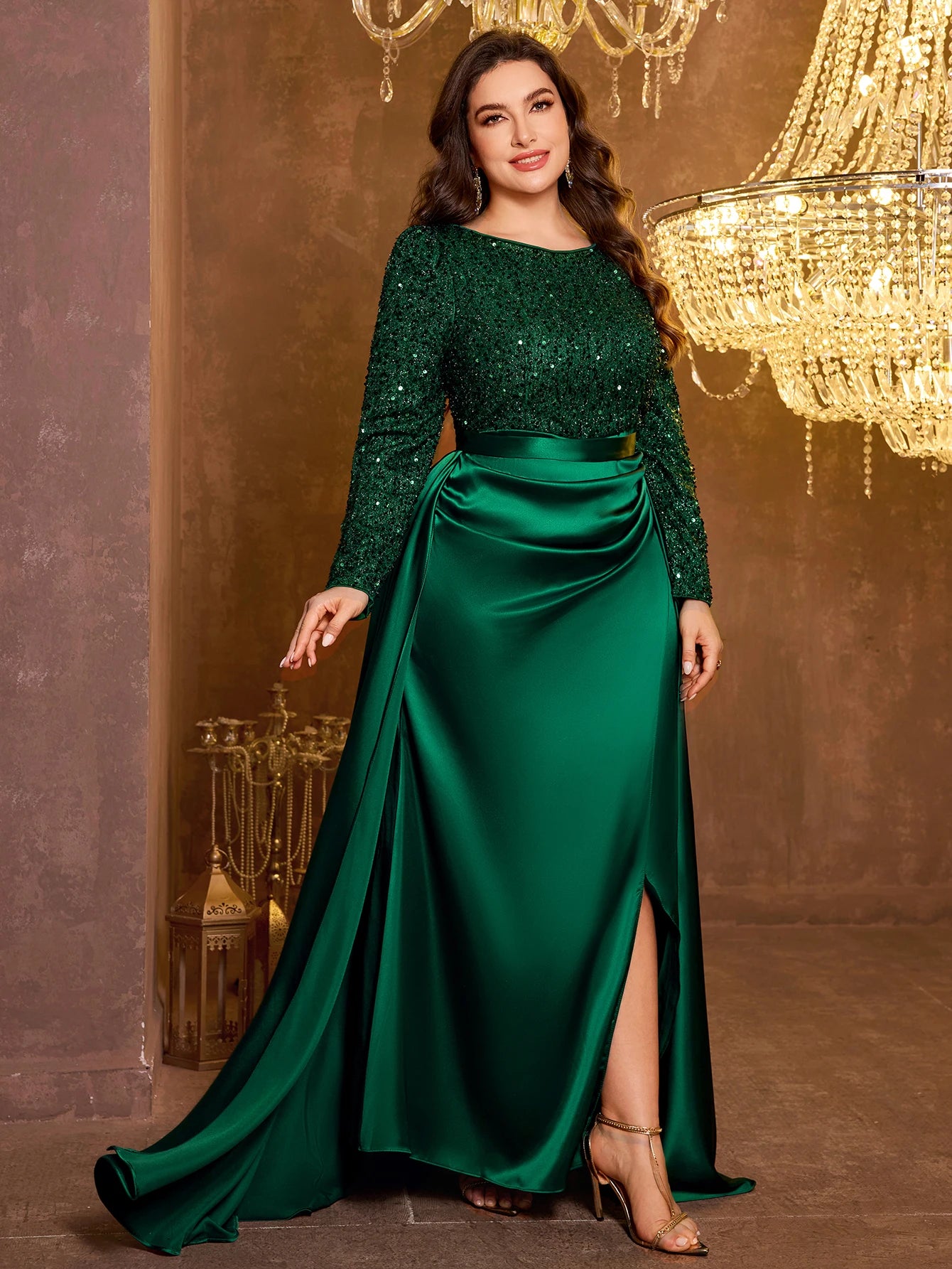 UNITHORSE Plus Size Round Neck Sequin Patchwork Satin Pleated Decor Shiny Luxury Evening Gown