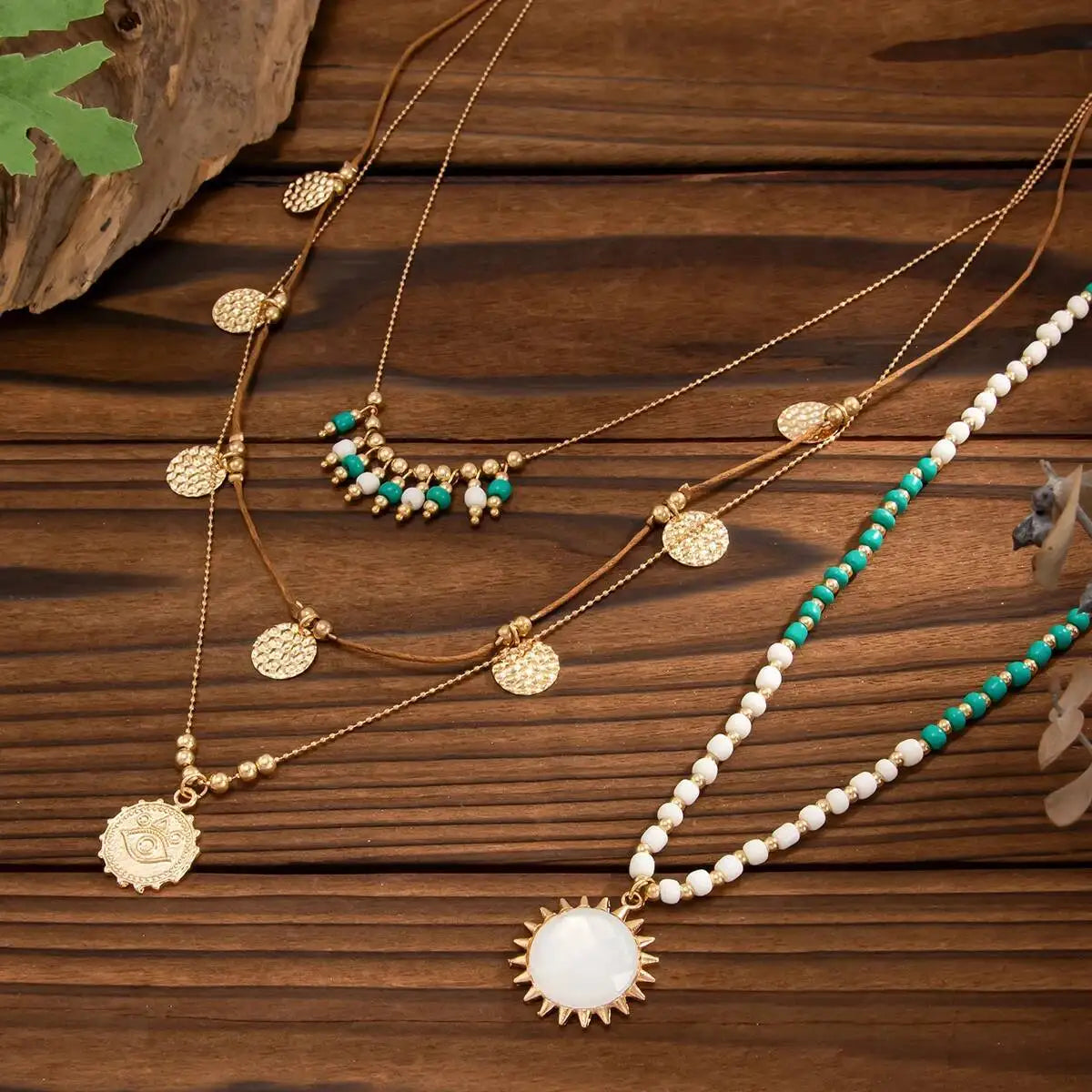 Salircon 2Pcs/set Boho Ethnic Green White Rice Bead Layered Necklace for Women Vintage Sun Metal Eye Pendant Necklace Jewelry