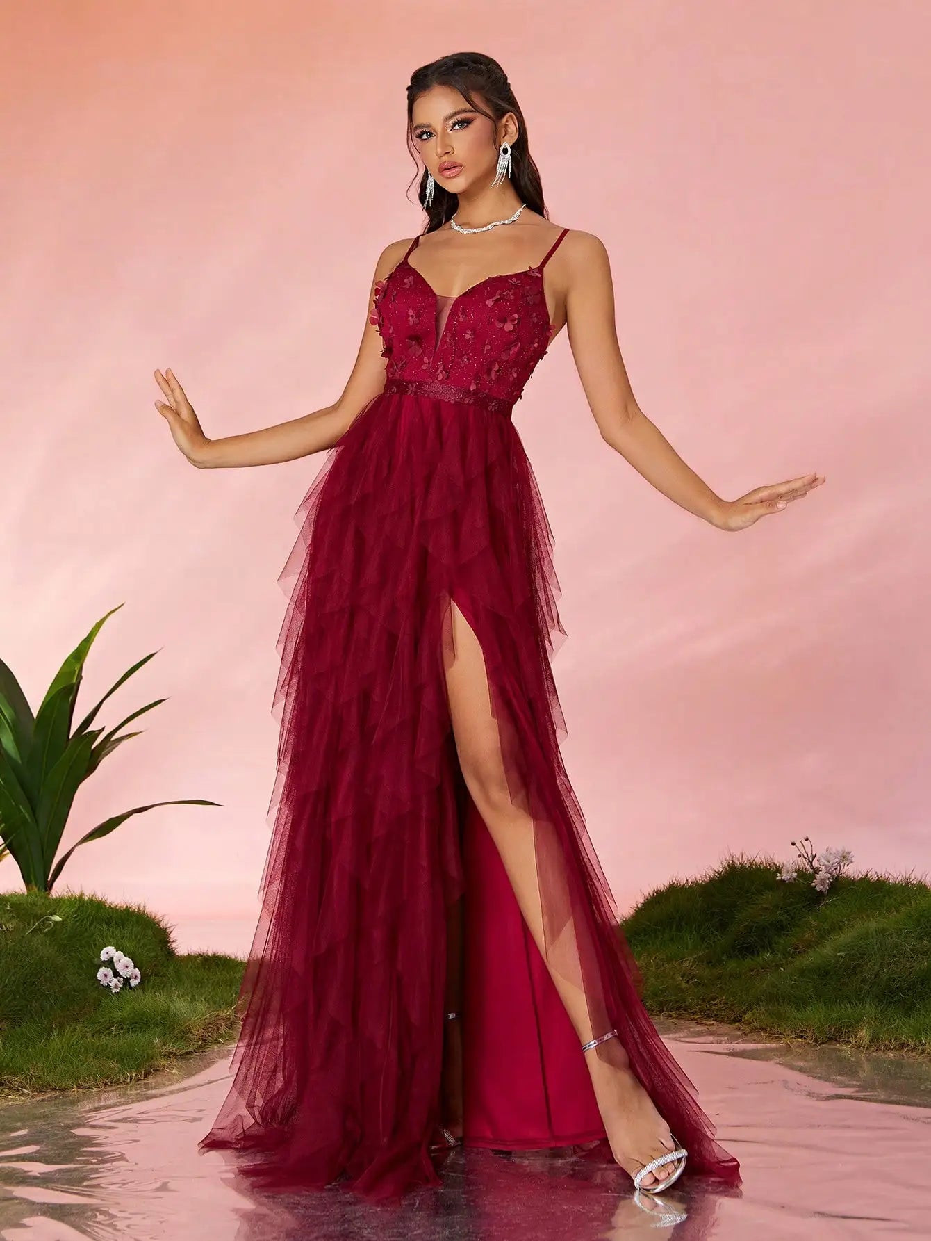 V-neck sexy three-dimensional embroidery bar, spliced three-dimensional mesh lotus leaf dress, big split long dress