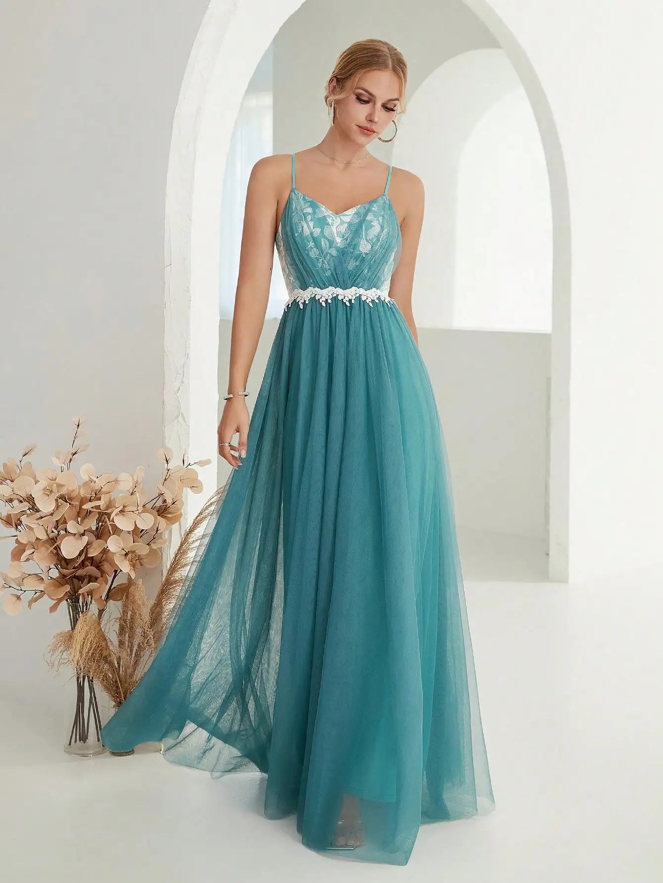 Mgiacy Halter mesh cross folding lace contrasting long dress