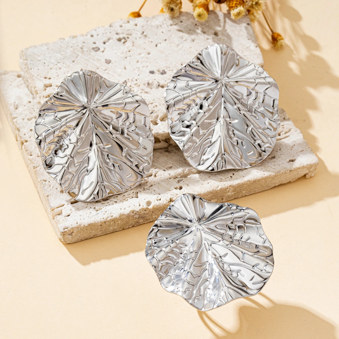 Irregular Round Hammered Pattern Earrings and Ring Set