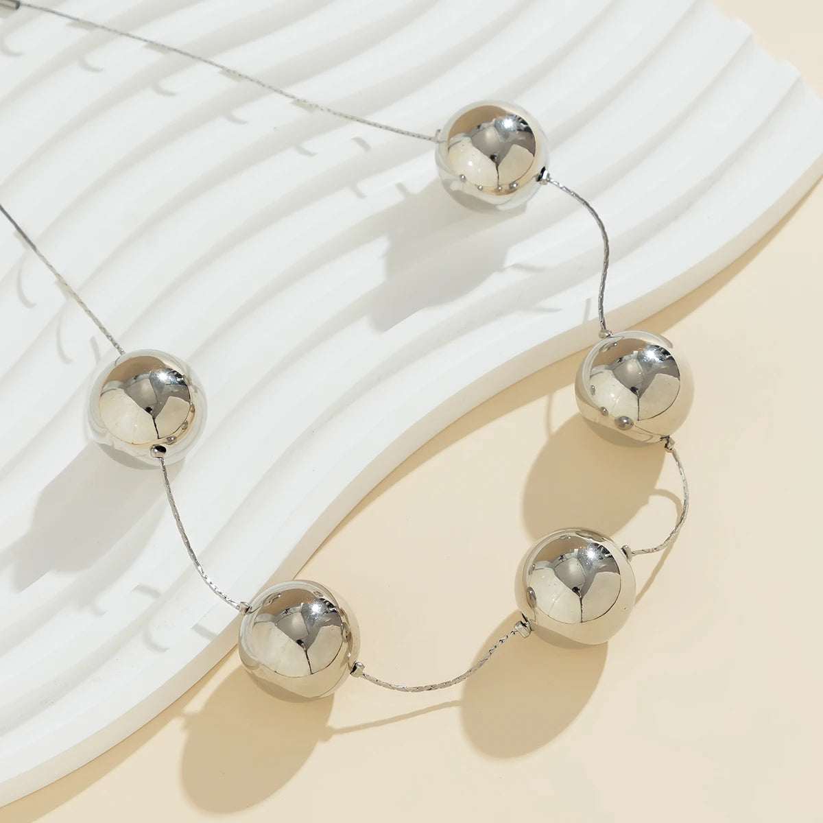 Salircon Punk Simple Metal Big Ball Bead Chain Clavicle Necklace Gothic Aesthetics Fine Snake Chain Choker Women's Trend Jewelry