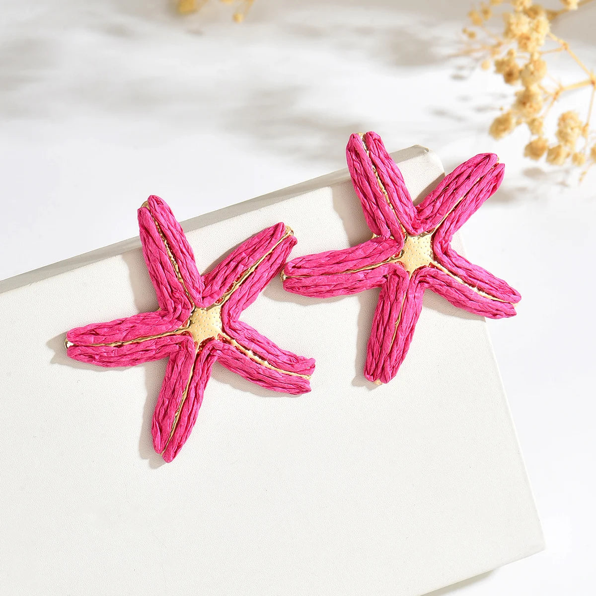 Vibrant Color Straw Woven Starfish Statement Earrings Gold Trim Ocean Star Raffia Ear Studs Bohemian Vacation Gift for Women