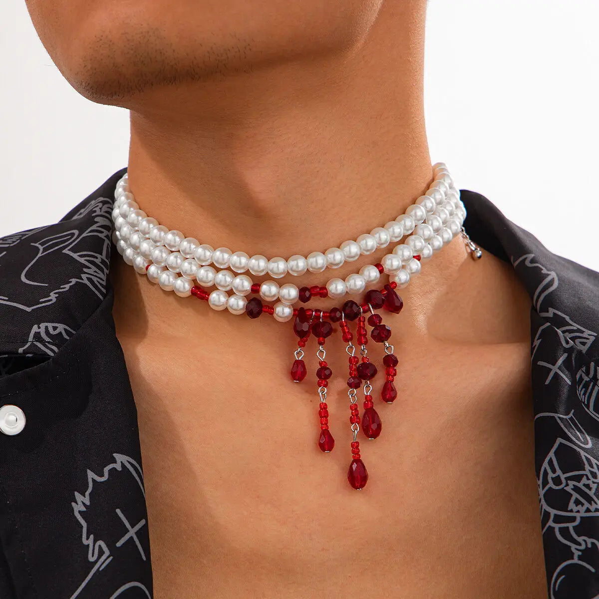 Salircon Dripping Blood Imitation Pearls Men Necklace Halloween Choker Gothic Style Pearls Creative Tassel Choker Necklace