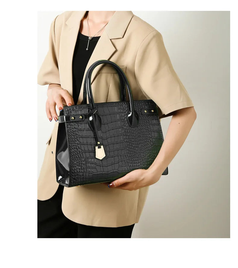 Retro Ladies Three-piece Set Mother-daughter Crossbody Bag Crocodile Pattern Texture Single-shoulder Hand-held Diagonal Bag