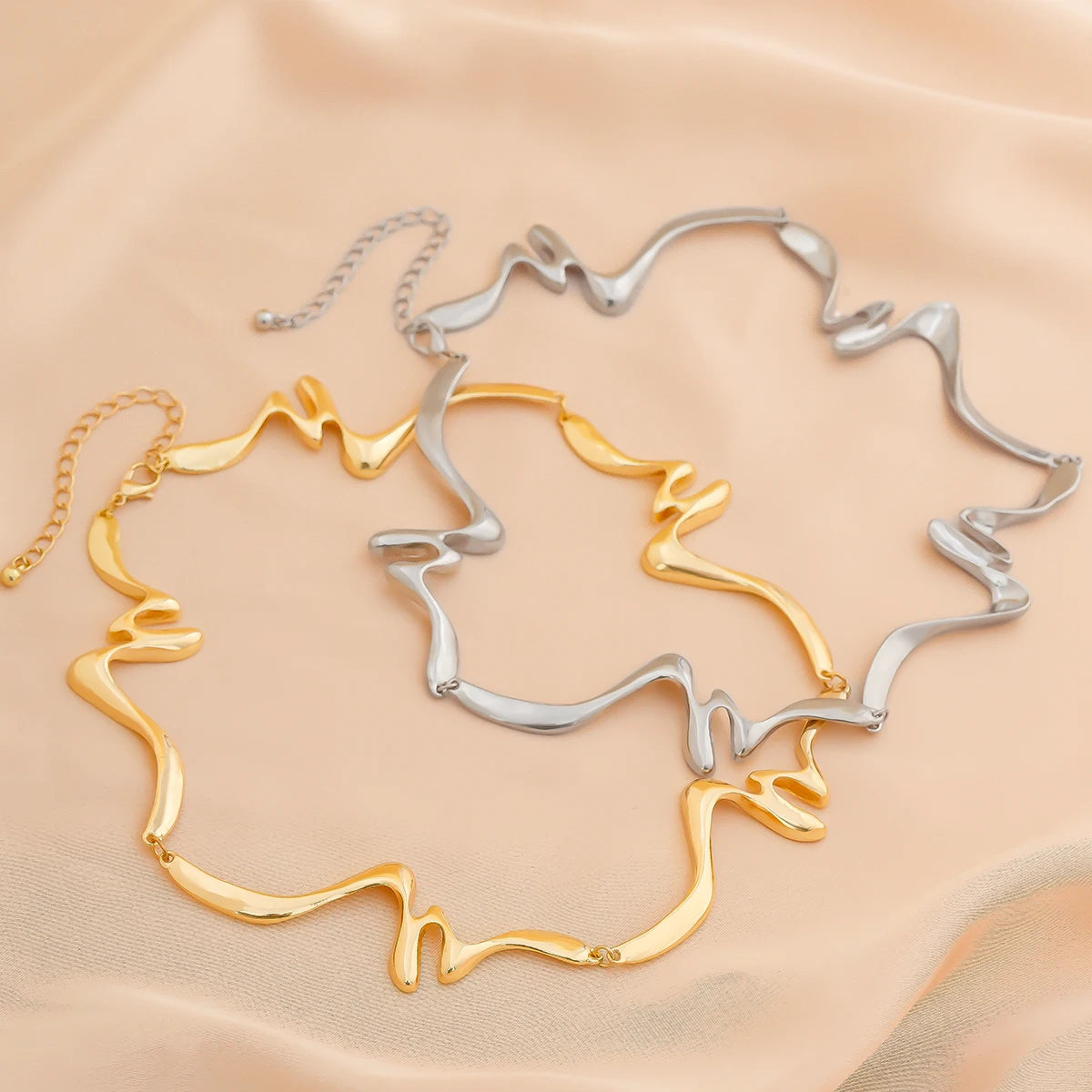 KunJoe Elegant Irregular Wave Torques Necklaces for Women Trendy Punk Gold Color Chokers Clavicle Chain Wedding Party Jewelry