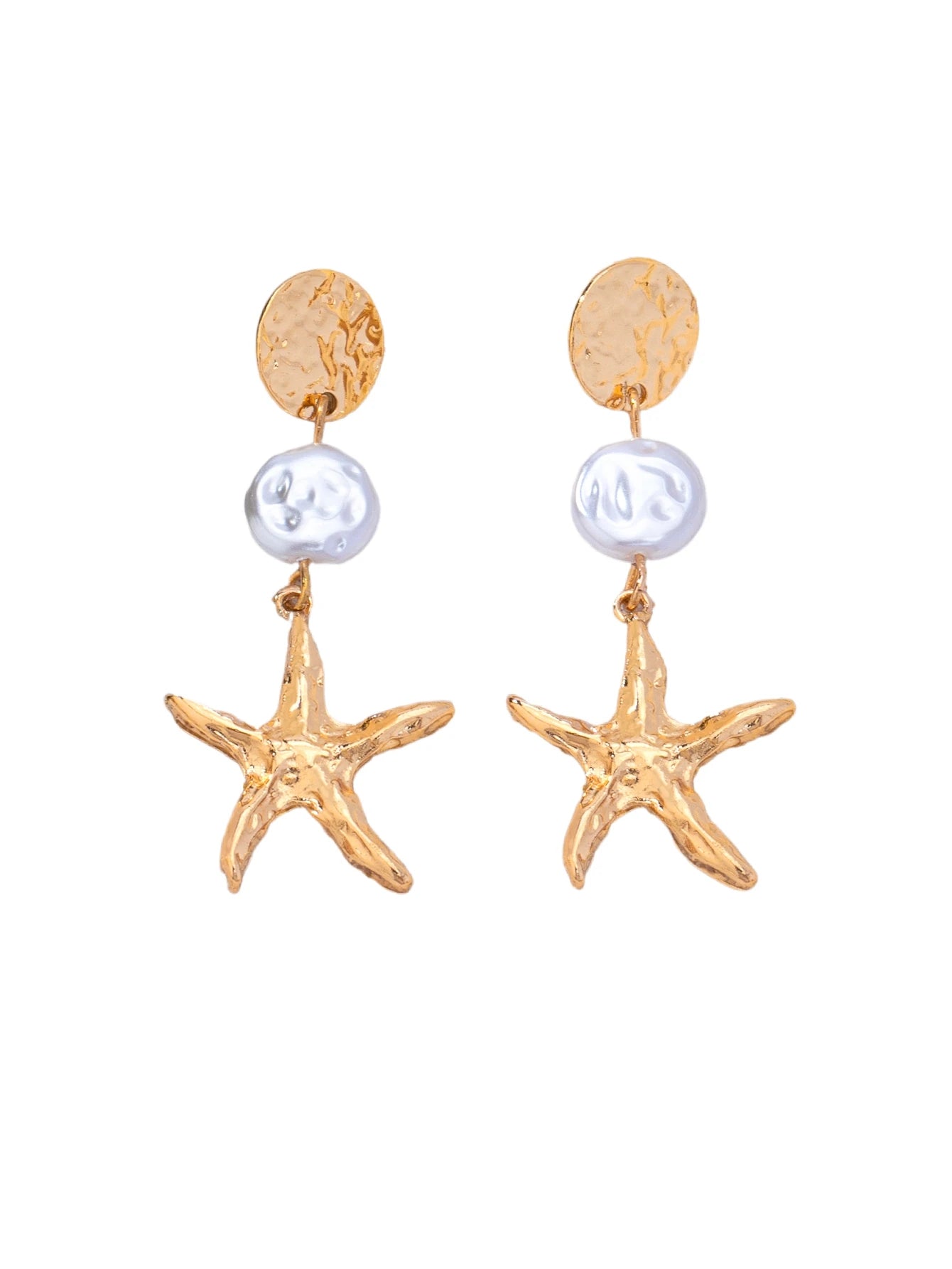 A Pair of Long Earrings with Golden Hammered Discs and Faux Pearls in the Shape of a Starfish, Bohemian Ocean Beach Style, Suitable for Women's Daily Wear, Vacation, and Parties