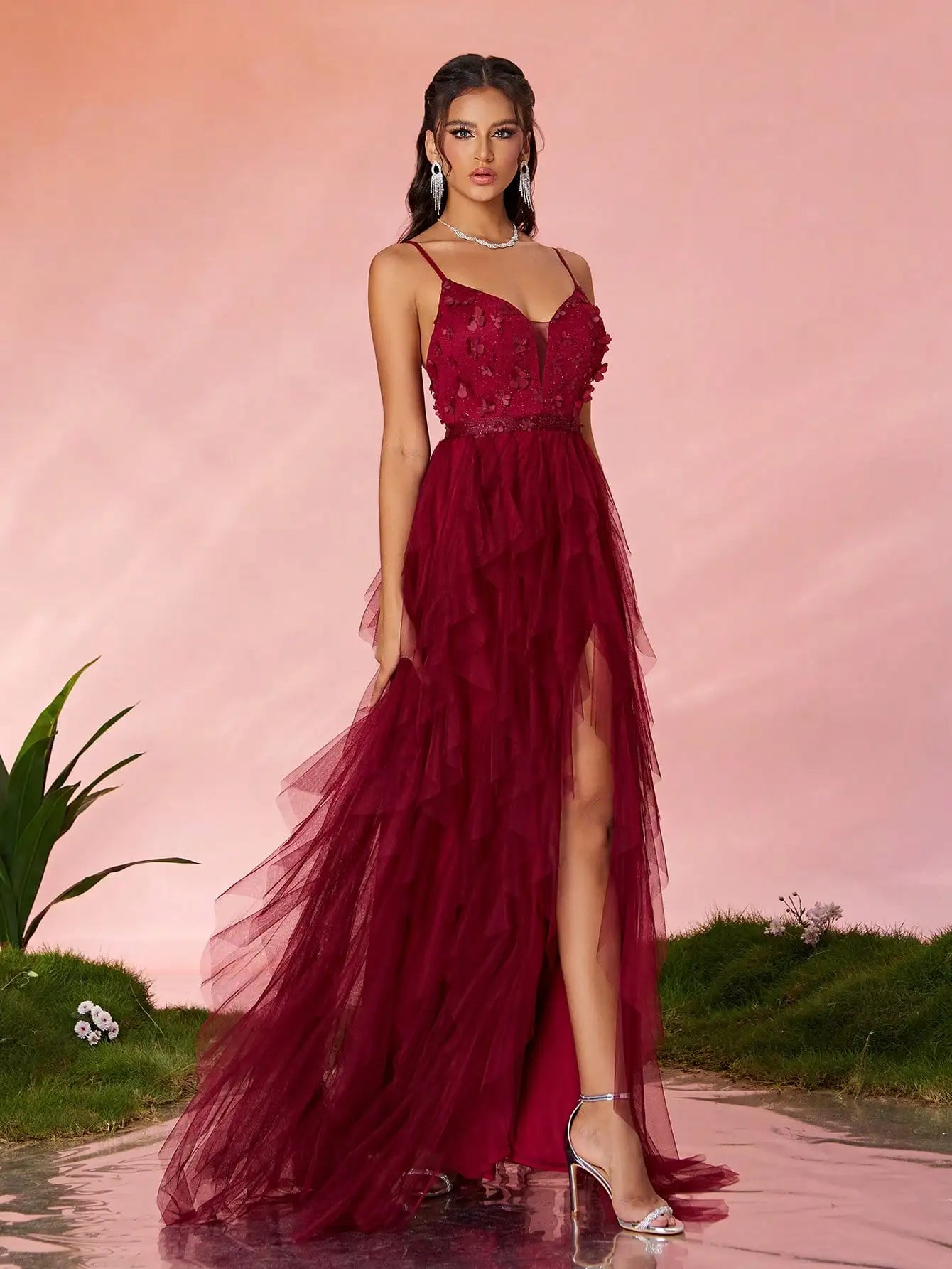 V-neck sexy three-dimensional embroidery bar, spliced three-dimensional mesh lotus leaf dress, big split long dress