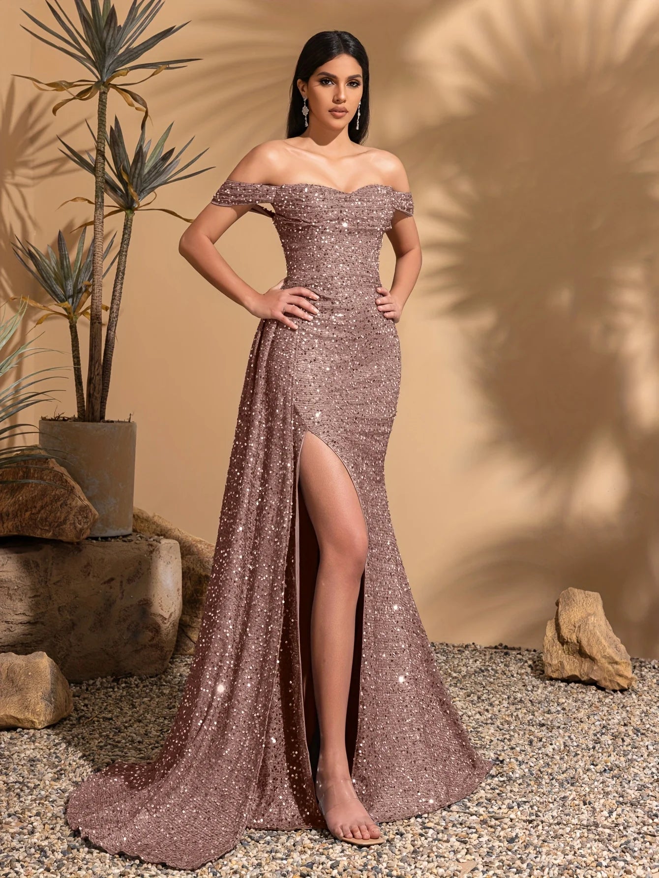 Elegant off-the-shoulder pleated side-skirt party dress