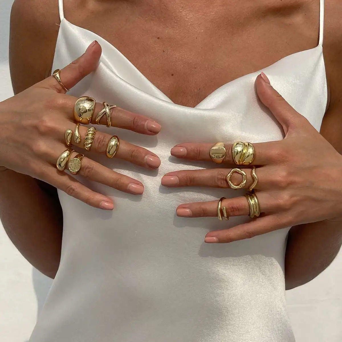 Salircon 14Pcs/Set Unique Creative Smooth Water Drop Rings for Women 2025 Punk Geometric Adjustable Finger Ring Couple Jewelry